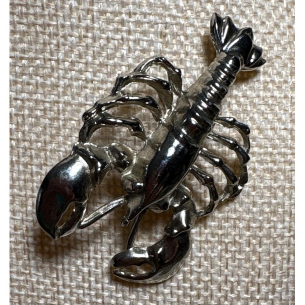 Lobster Brooch Pin Silver Tone Jewelry Unique Design Sealife Nautical 2"